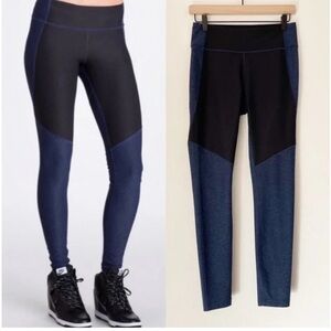 Outdoor Voices Colorblock 7/8 Leggings Women's Size Medium